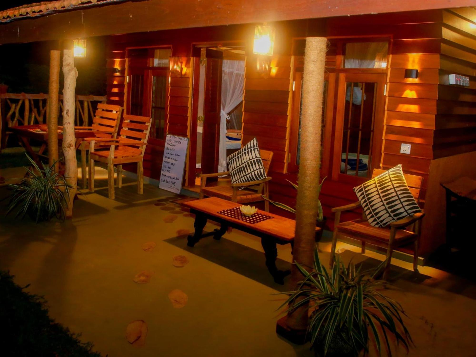 Blue Ocean Tree House Hiriketiya Vila Dikwella Exterior foto